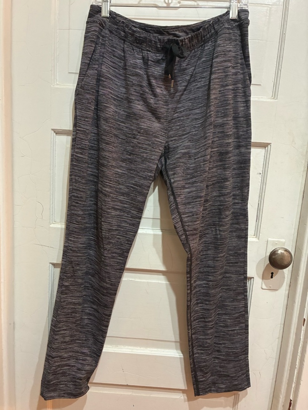 Lululemon sweat pants draw string waist
